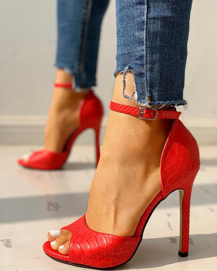 Classic Peep-Toe heel